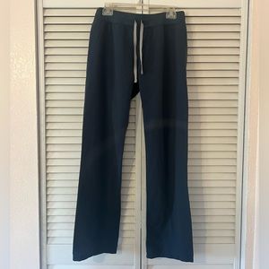 Figs scrubs pants. Like new hardly wore. Dark blue size small tall